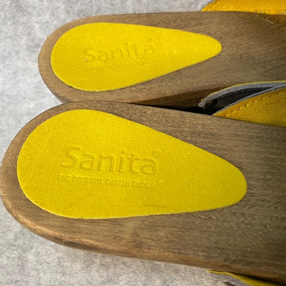 Sanita Size 40 Slip On Sandals Laser Cut Leather Flower Detail So Pretty! - Picture 5 of 12
